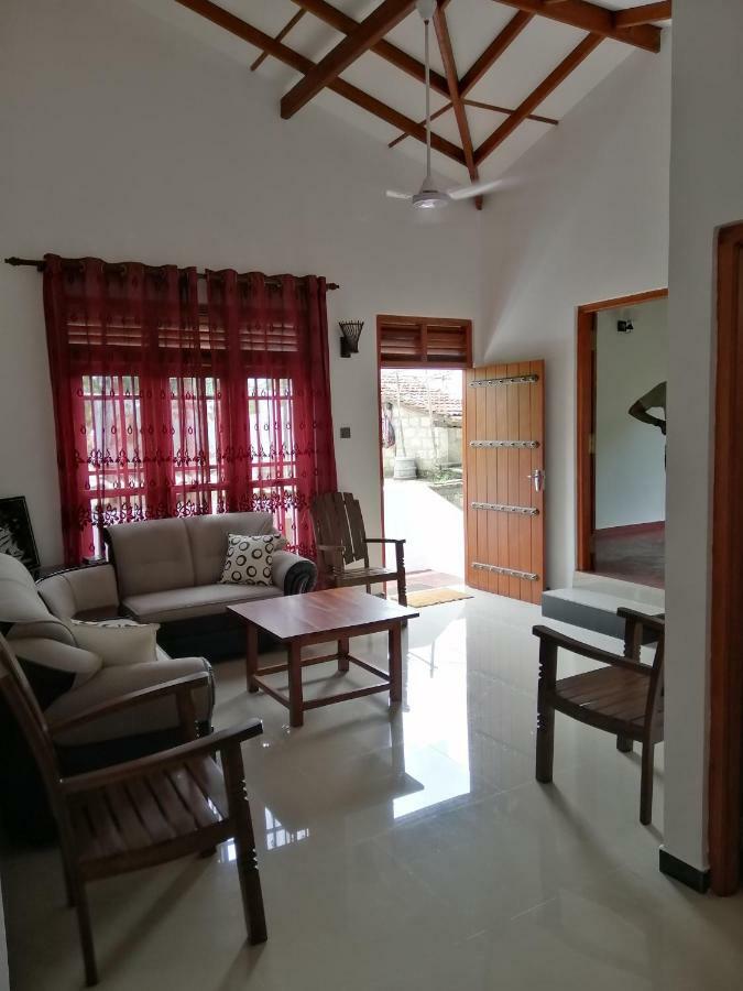 Top Mount Villa Hikkaduwa Esterno foto